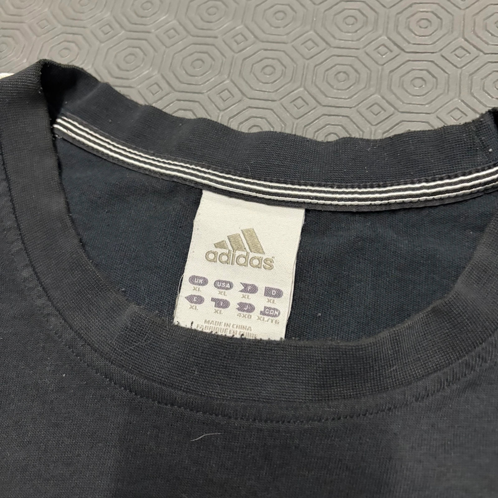 Black Adidas T-Shirt XL – photo 4